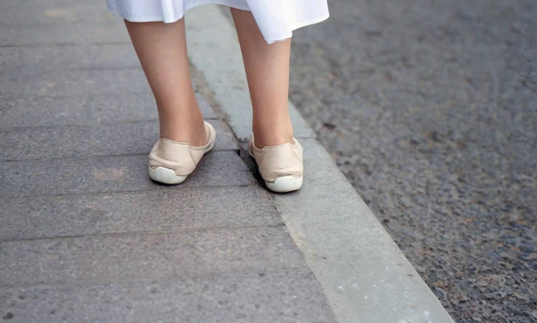 FACA - In-toeing_Out-toeing2